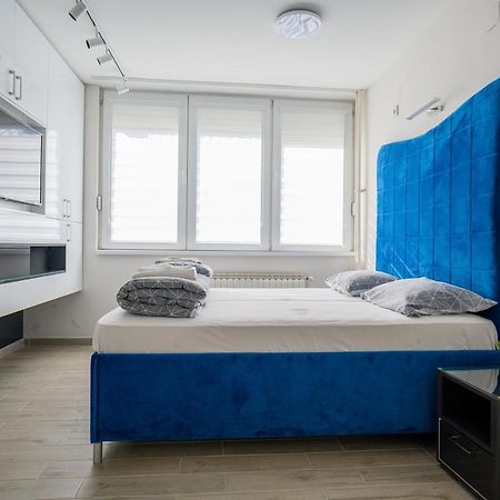 Apartman Nataly Ni Exterior foto